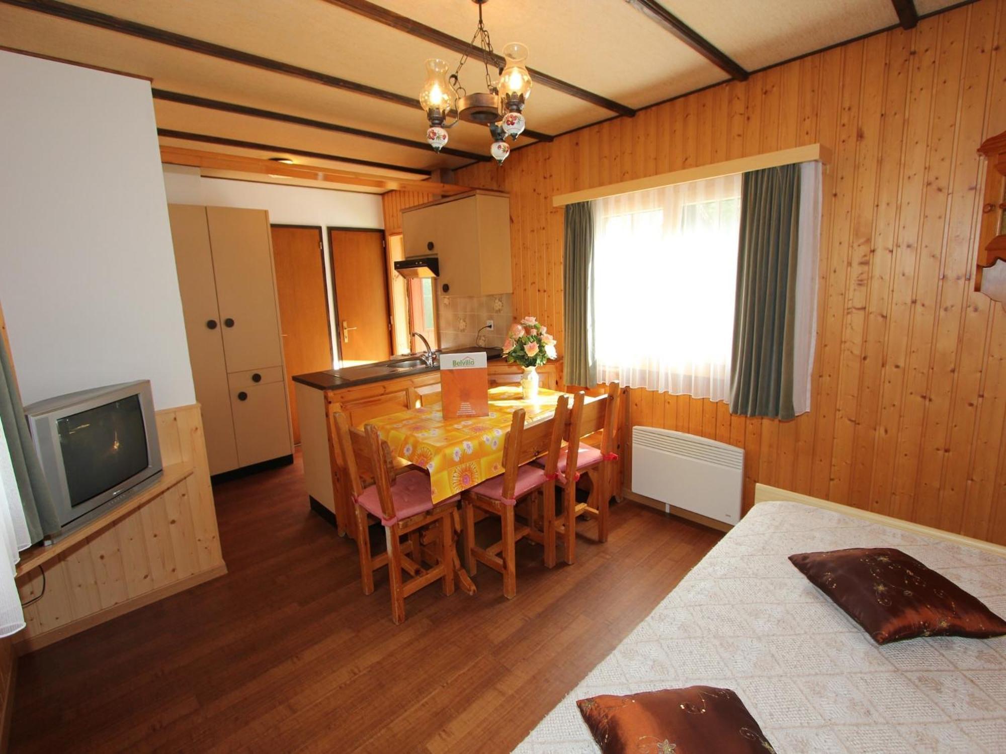 Modern Chalet in Saas-Balen with Garden Buitenkant foto